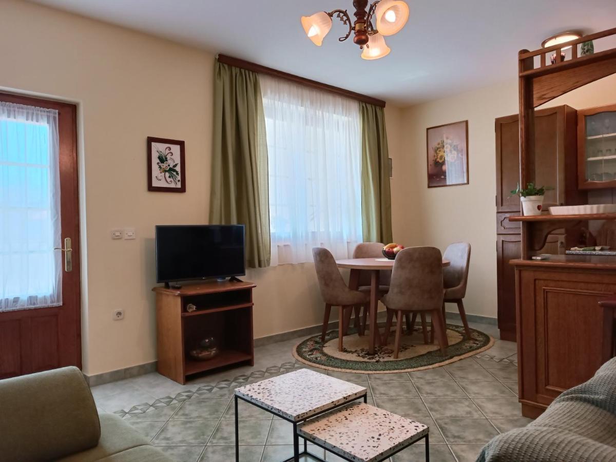 Apartments Stojakovic بوريتش المظهر الخارجي الصورة